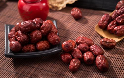 經(jīng)常吃紅棗有助養(yǎng)肝 但是這些人不宜吃