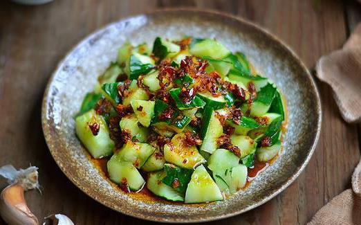 沒(méi)有充足時(shí)間運(yùn)動(dòng) 十種食物幫你甩掉贅肉擁有好身材