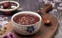 黑米桂圓紅棗粥的家常菜做法 菜鳥(niǎo)也能做出好味道