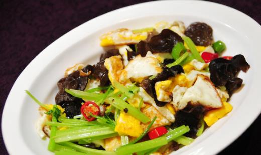 老年人注重養(yǎng)生 老年人最容易輕信的8個(gè)養(yǎng)生謠言 