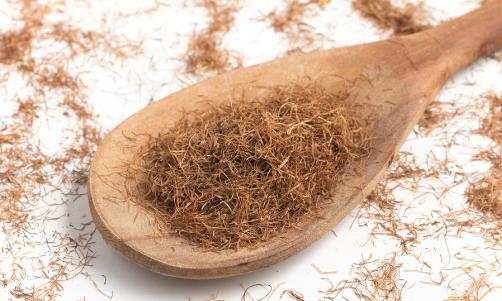 吃玉米，大家都愛(ài)光煮玉米，把玉米須扔掉。專家指出，這