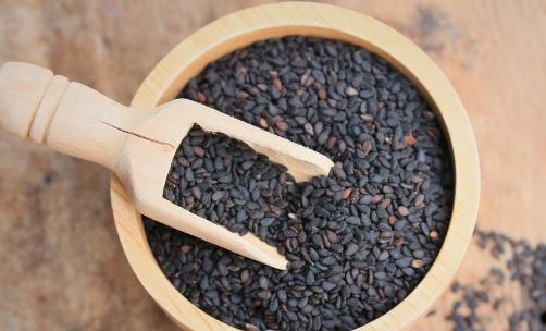 頭發(fā)少要怎么保養(yǎng)？四個問題要注意