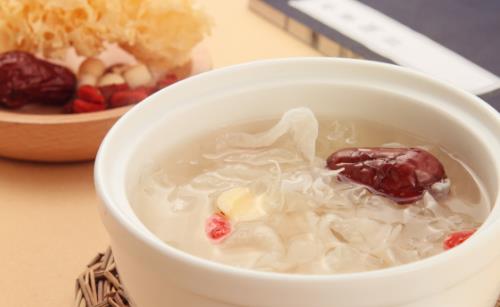 三種秋咳 對(duì)癥拆招秋咳聲聲,養(yǎng)肺三食譜請(qǐng)收藏