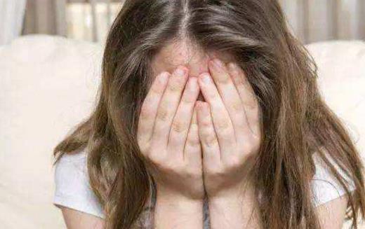 女人不愿離婚的原因 是無數(shù)的擔心困住了她