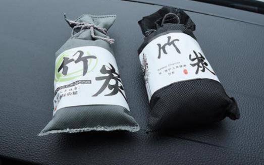 3種辦法相結(jié)合 教你去除車(chē)內(nèi)異味的小竅門(mén) 