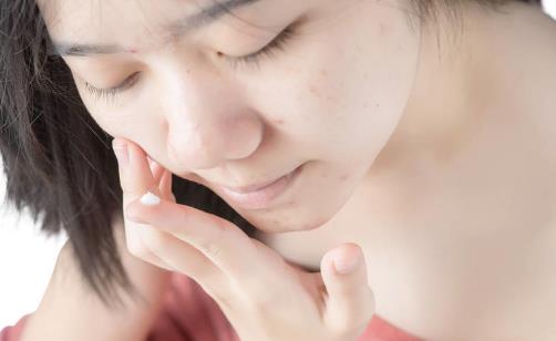 皮膚油怎么辦 5個(gè)方法幫你正確控油