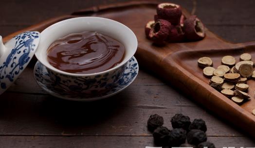 家庭酸梅湯的五中做法 喝起來會(huì)更加健康