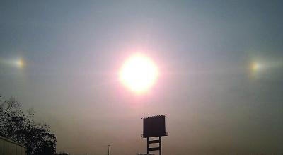 江蘇上海天空3個太陽，南京晴天倒掛微笑彩虹，專家稱不是末日是幻日