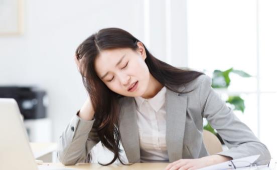 疲勞時(shí)別只會(huì)喝咖啡 日常多補(bǔ)充維生素D解乏效果好