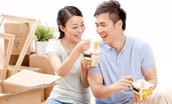 學(xué)會(huì)這三招健康吃方便面 能配合方便面一起吃的蔬菜