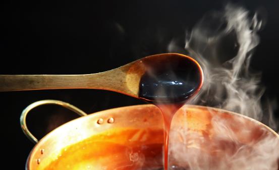 常食阿膠滋陰潤肺強(qiáng)健筋骨 阿膠適合男性朋友食用嗎