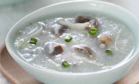 芋頭的功效作用及禁忌 芋頭粥的簡(jiǎn)單做法