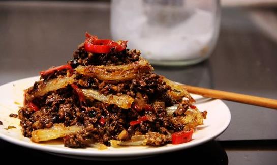豆豉魚拌苦菊三款常見的做法 做好苦菊美食有幫助
