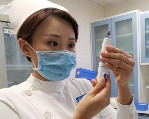 快舒爾無針注射器獲第12屆健康中國“十大醫(yī)療器械獎項”