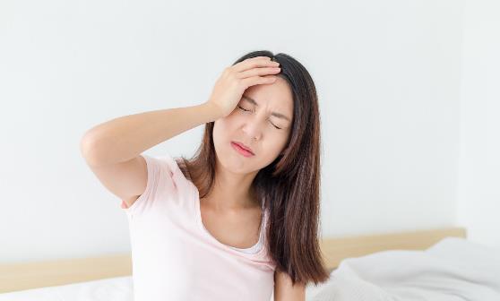 生活中的壞毛病小心惹來頭痛 頭痛時(shí)臥床休息可緩解頭痛