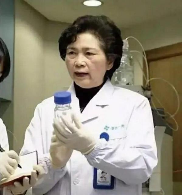 李蘭娟院士肺腑之言：教育孩子崇尚科學(xué)，尊重科學(xué)，少年強則國強