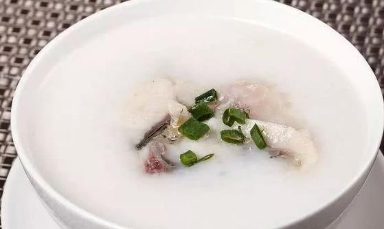 孕媽愛(ài)吃魚(yú)預(yù)防早產(chǎn)減少抑郁 這5種魚(yú)類可多吃