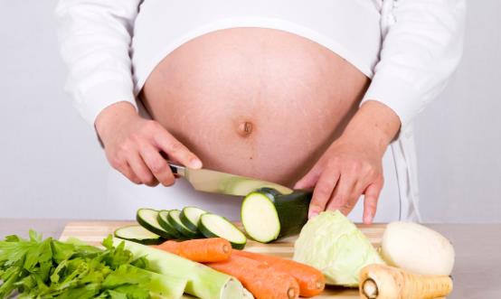 孕婦嚴重貧血會危及胎兒健康 準媽媽補鐵吃什么好 
