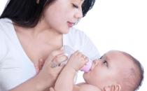 ?剛洗完澡可以喂奶嗎 沐浴后產(chǎn)生熱乳可能會(huì)傷害到嬰兒