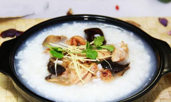 想要做出營(yíng)養(yǎng)可口的粥 掌握廚房煮粥的小竅門(mén) 