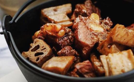 蓮藕開胃清熱滋補(bǔ)養(yǎng)身 推薦四款蓮藕食療方