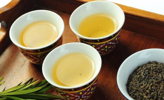 日常飲水遠(yuǎn)離不必要的健康風(fēng)險(xiǎn) 桶裝水和自來水的健康飲用法