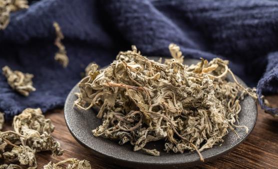 看艾葉灰的神奇功效 正確使用有消炎、殺菌的作用