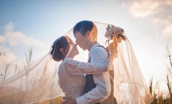 12個小竅門助你拍婚紗照美麗永恒 春季拍婚紗照注意事項(xiàng)