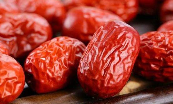 補(bǔ)血不能光吃紅棗 科學(xué)合理的進(jìn)食紅棗好處多