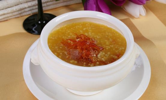 吃燕窩來(lái)養(yǎng)生 家常燉燕窩的做法