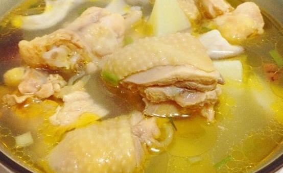 燉好喝又營養(yǎng)的雞湯 燉雞湯的小竅門