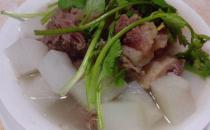 女性容易氣血不足手腳冰冷 推薦八種補(bǔ)氣血的食譜來(lái)調(diào)理