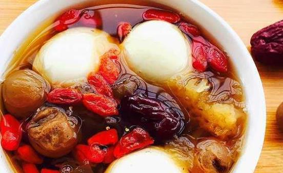 紅棗泡水養(yǎng)肝排毒 不適合吃紅棗養(yǎng)生的人群