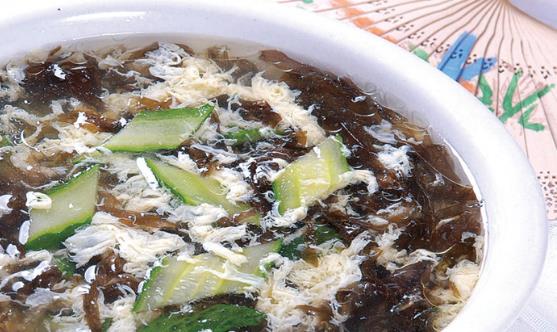 調(diào)整飲食結(jié)構(gòu)防治脂肪肝 九類膳食來(lái)調(diào)理