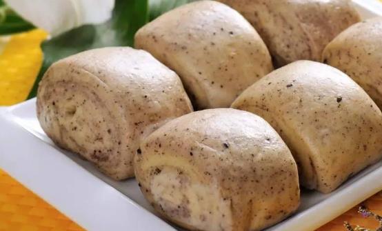 吃主食時(shí)容易犯的3 個(gè)錯(cuò)誤 糙米香腸豌豆煲仔飯絕對(duì)美味