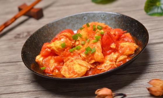 這7種菜屬于產(chǎn)油大戶 讓你分分鐘變胖