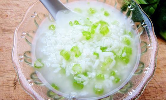 為你推薦八款減肥食譜 既補(bǔ)充營(yíng)養(yǎng)又減肥