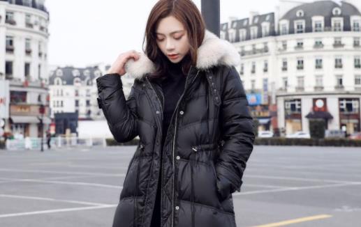 羽絨服可以曬太陽嗎 羽絨服是手洗好還是洗衣機(jī)洗好